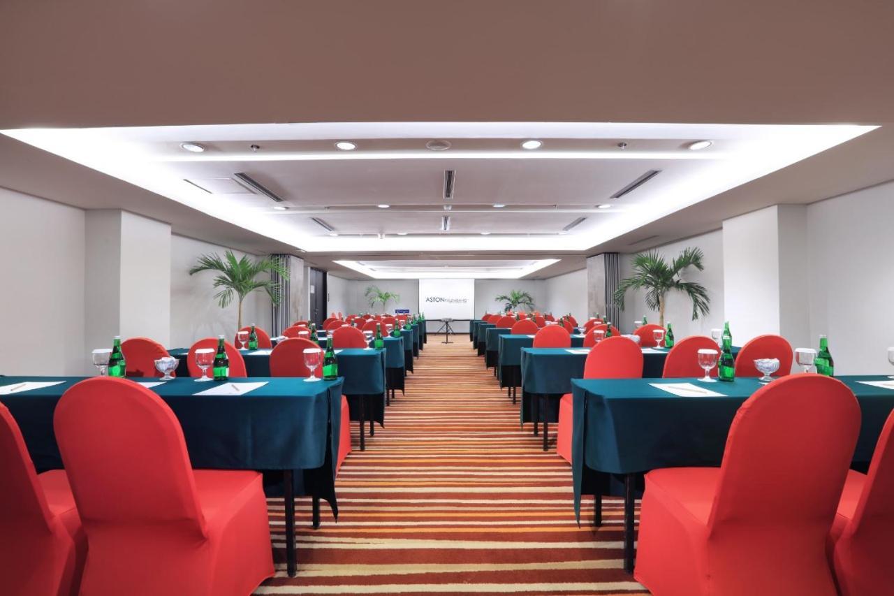 Aston & Conference Centre Hotel 4*
